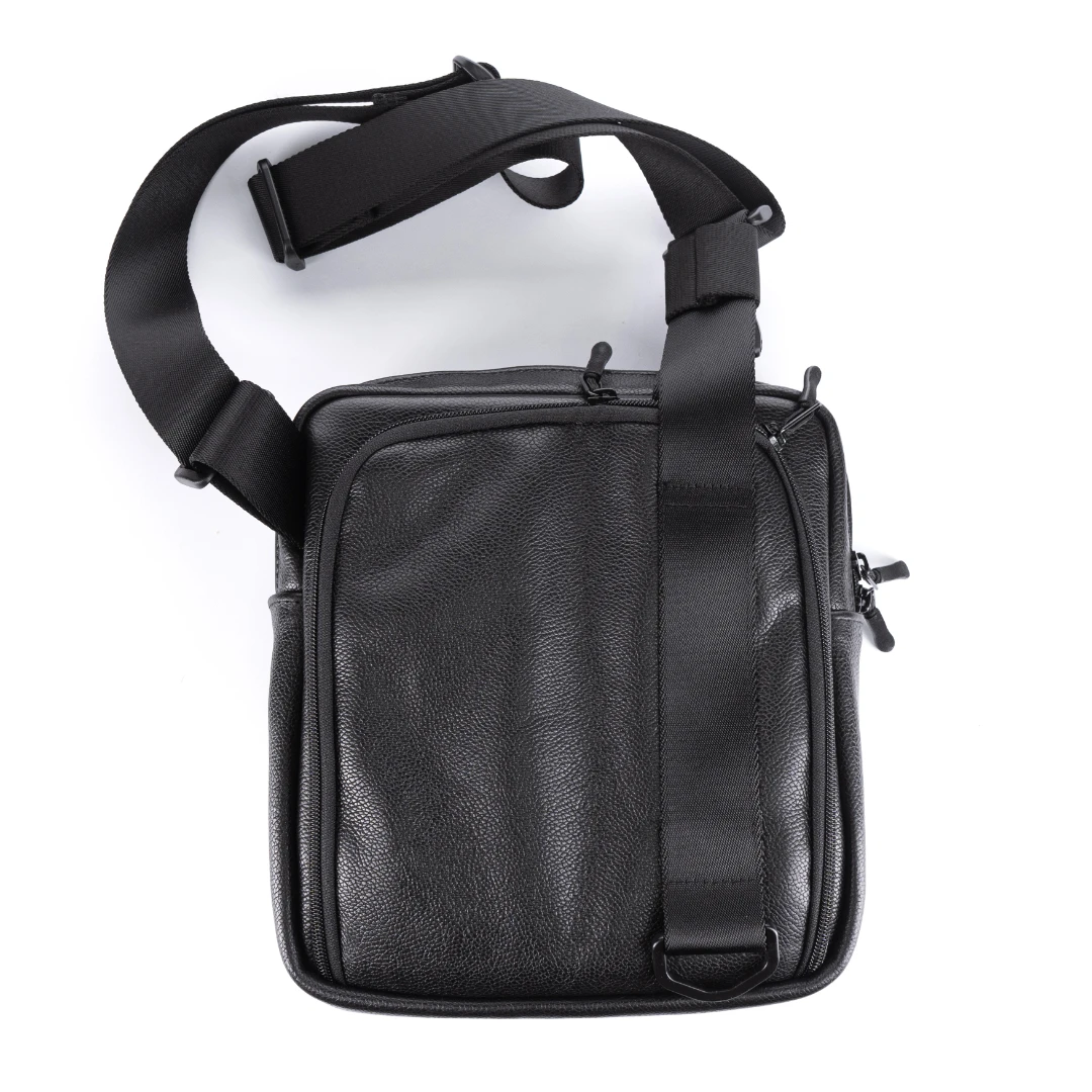 SH-TAC ALPHA Black — вигляд ззаду